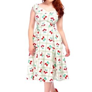 A Cherry of a Dress! Collectif Picnic Dress 2X